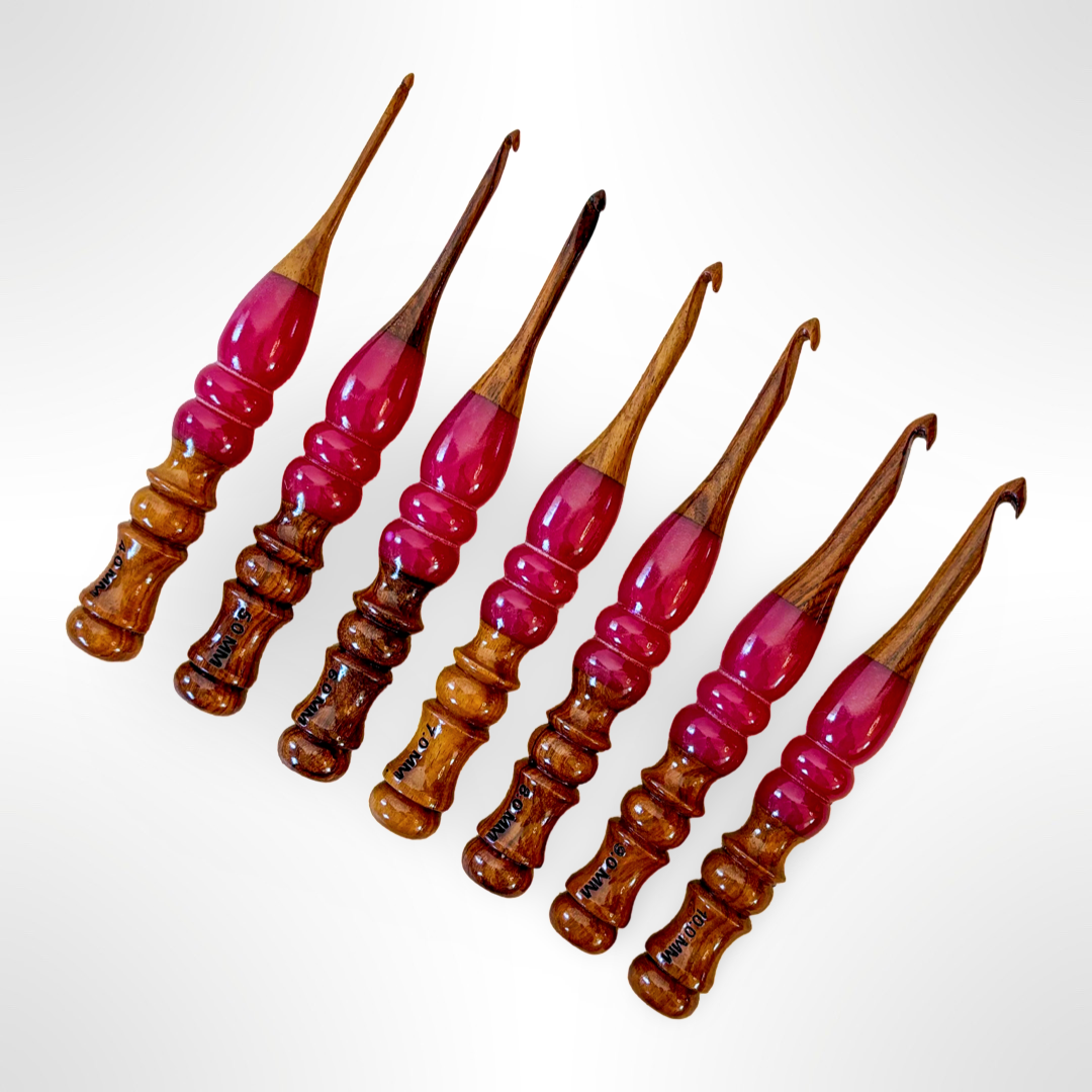 Revolution Fibers Starlight Ergonomic Crochet Hooks - Raspberry Pink Resin