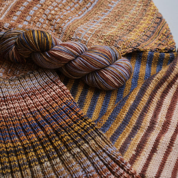 Urth Yarns Uneek Fingering 3028