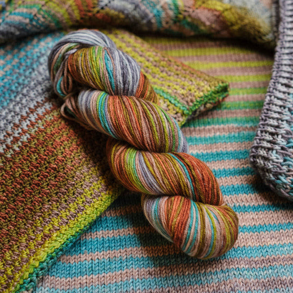 Urth Yarns Uneek Fingering 3030