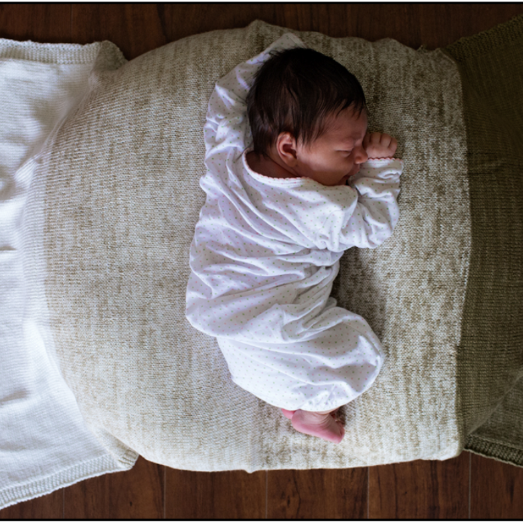 Baby Bloom | Gradient Yarn Baby Blanket Kit