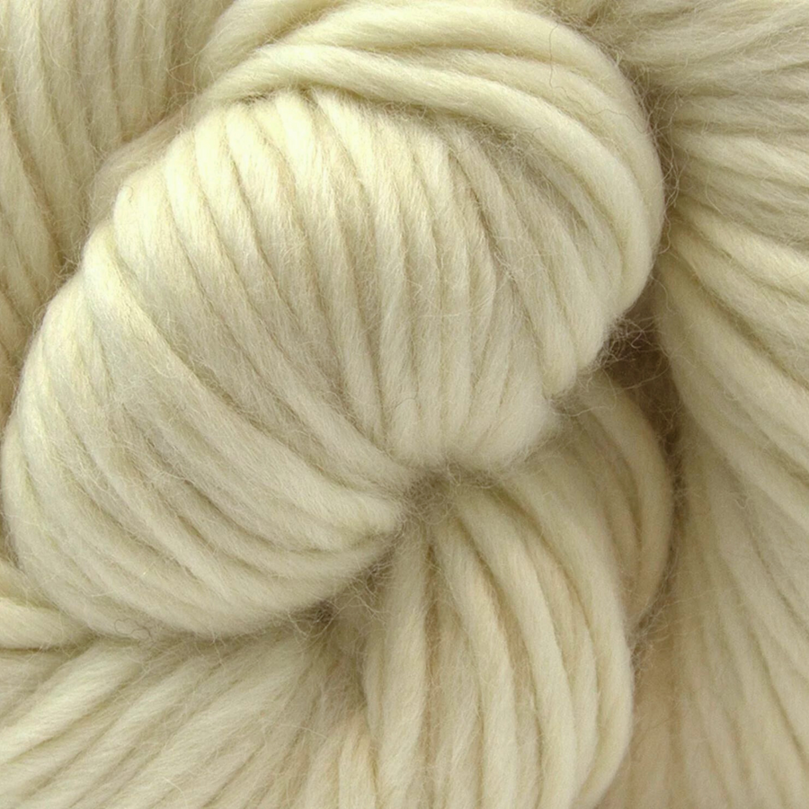 Super Bulky Undyed Corriedale Wool Yarn - 200 Grams, Approx 140 Yards - Closeup