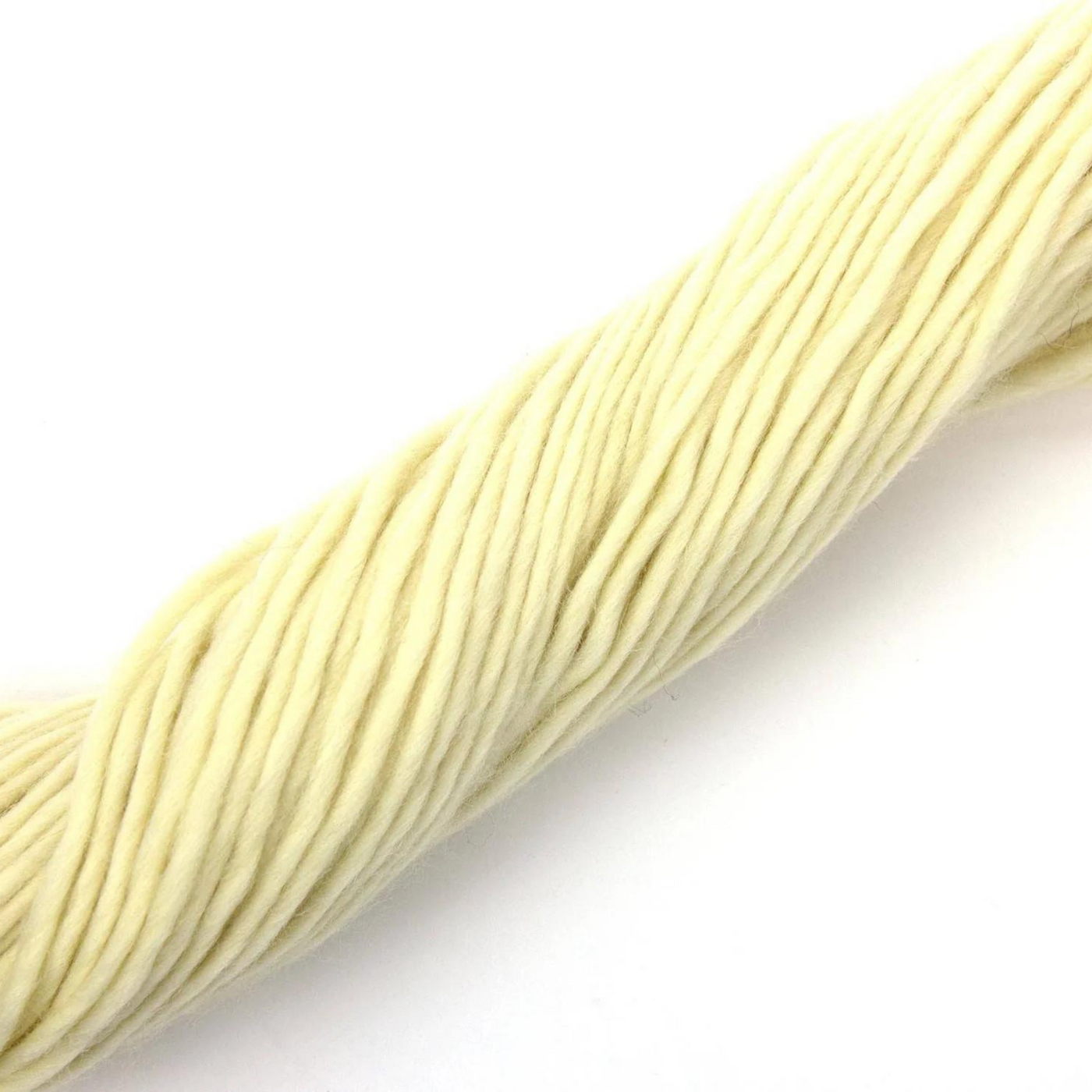 Super Bulky Undyed Corriedale Wool Yarn - 200 Grams, Approx 140 Yards - Twist