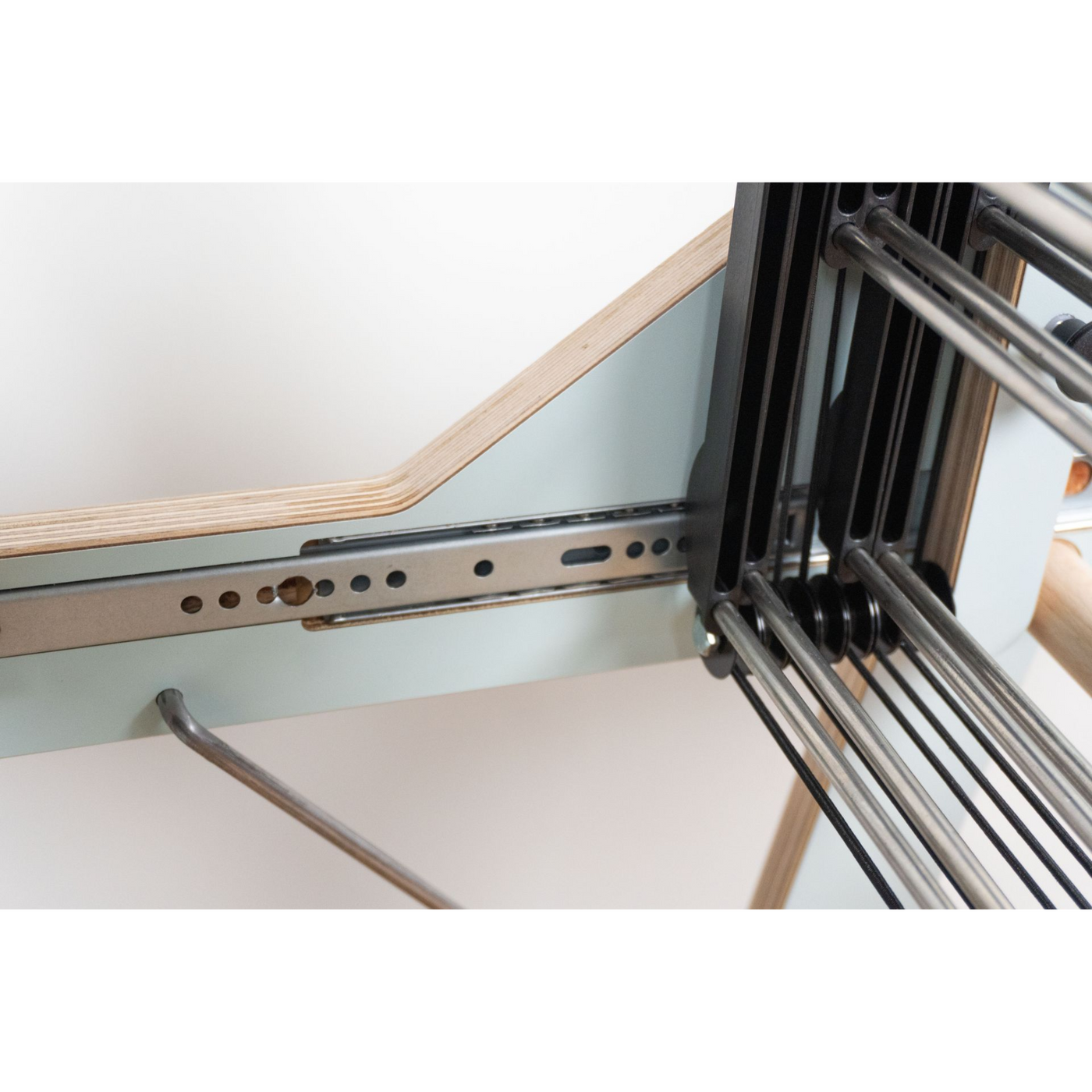 Louet Harmony Loom Light Blue – Stainless steel reed with threaded warp