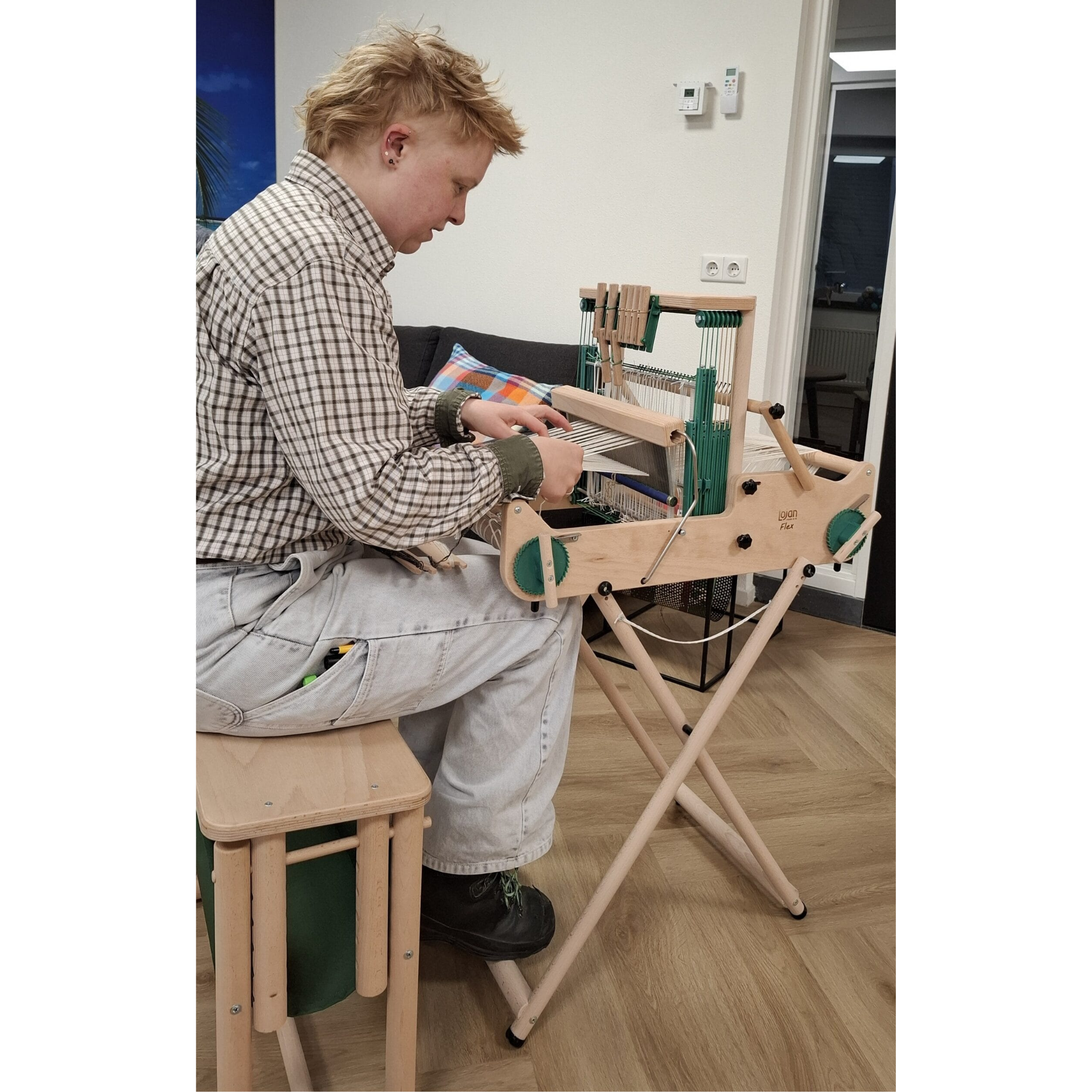 Lojan Adjustable Weaving Bench