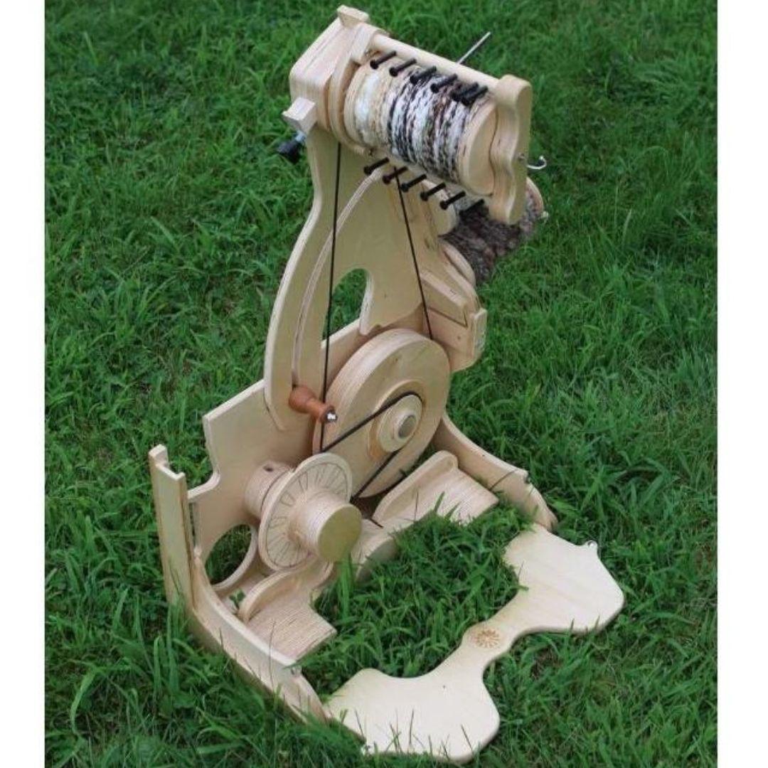 SpinOlution Bee Spinning Wheels | Revolution Fibers
