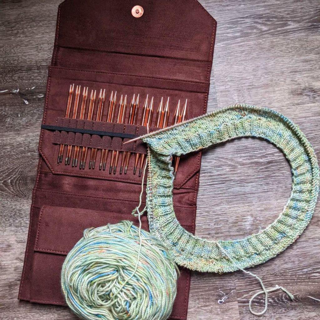 Lykke Colour - 5 Interchangeable Knitting Needle Set Black Vegan Suede