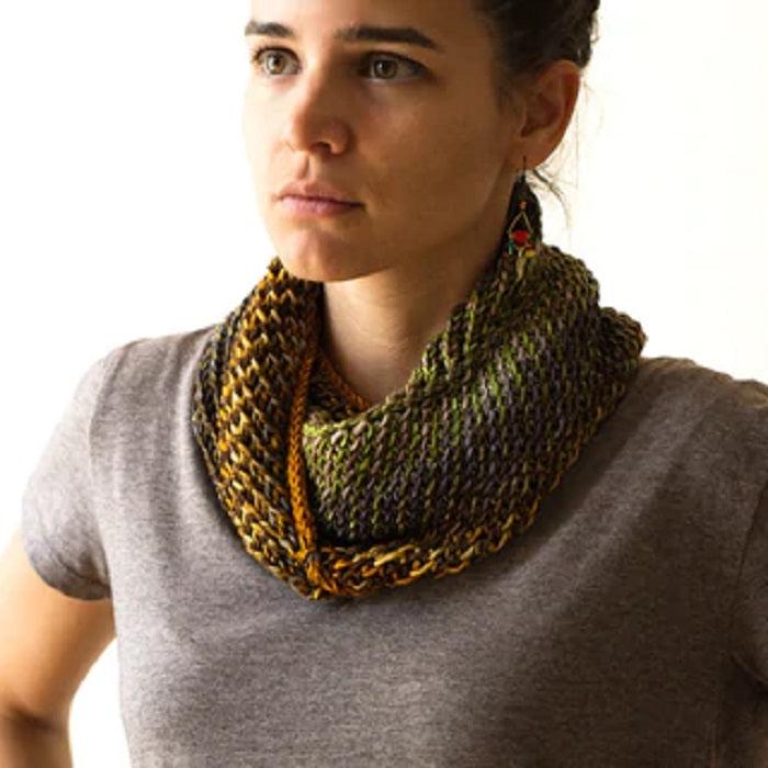 Bella Cowl Pattern - Uneek Worsted-Knitting Patterns-Urth Yarns-Revolution Fibers