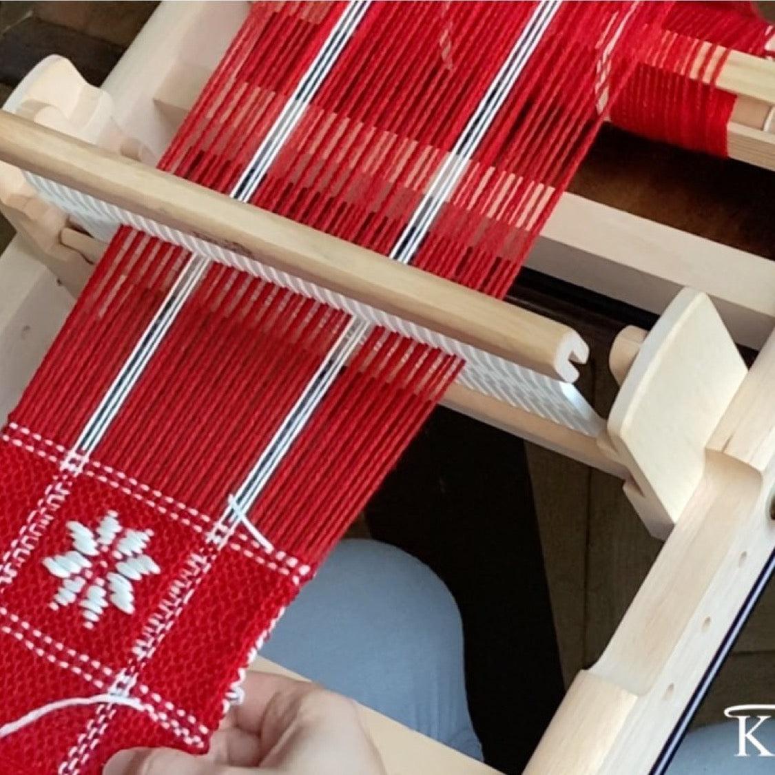Christmas Star Weaving Pattern | Revolution Fibers